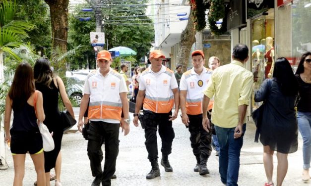 Lessa questiona prefeitura sobre atraso do pagamento das gratificações dos policiais do Niterói Presente