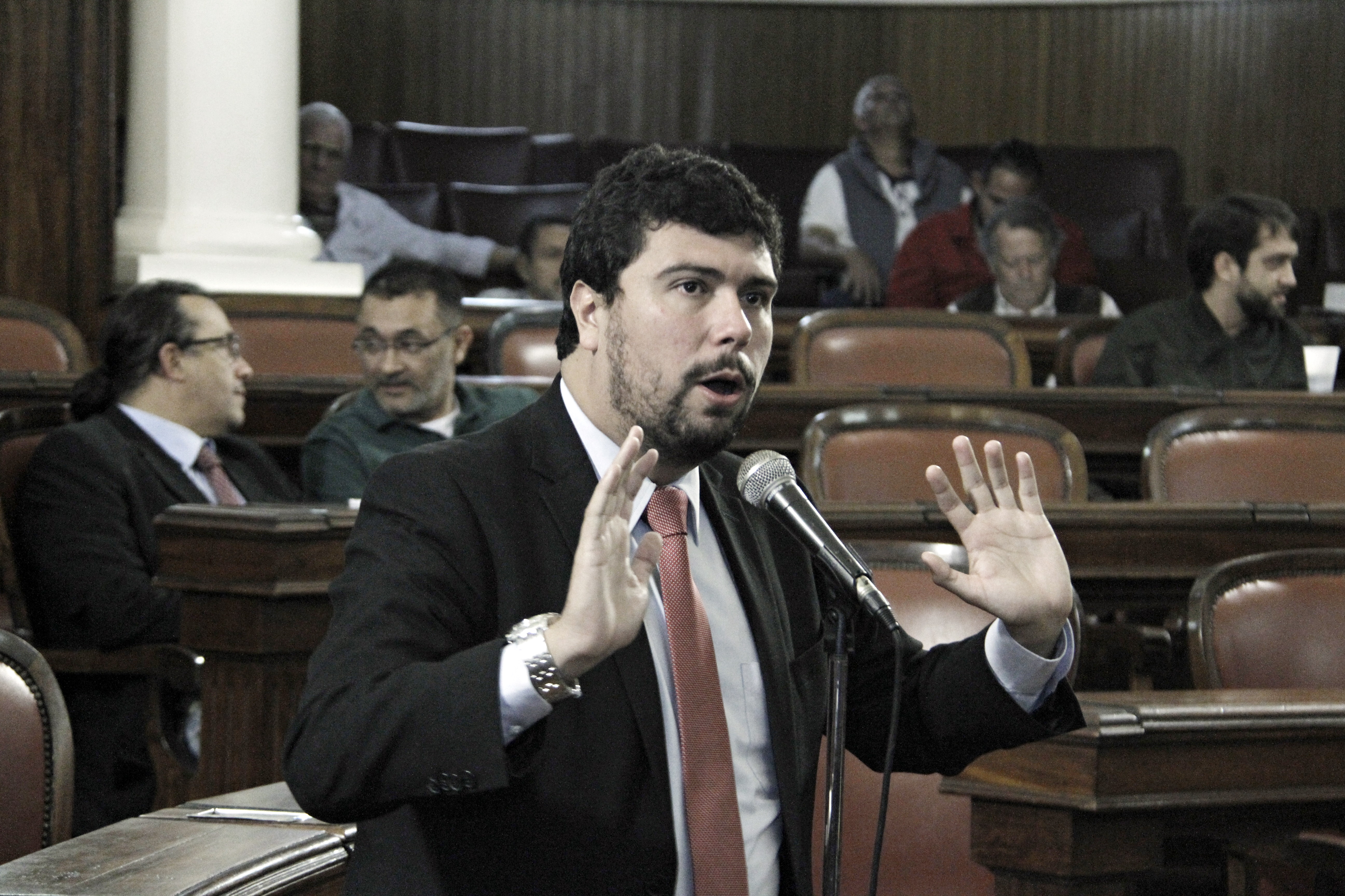 Orçamento de Niterói é debatido pelo vereador Bruno Lessa (Foto: Sergio Gomes/ CMN)